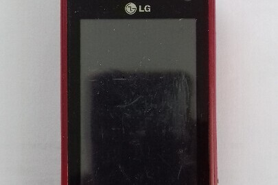 Мобільний телефон LG  —1 шт. (б\в)