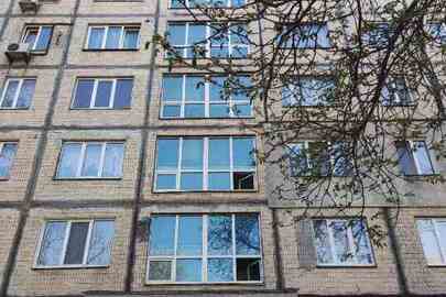 Конфісокване майно за рішенням суду: 1/4 двокімнатної квартири, загальною площею 45,80 кв.м., житловою площею 27,60 кв. м., що розташована за адресою: м. Київ, просп. Леся Курбаса 18, квартира 71