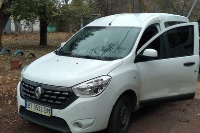 Автомобіль марка RENAULT, модель DOKKER, легковий, рік виробництва 2017, VIN: VF10SRCL458664263, номерний знак: ВТ0532ВМ, колір білий