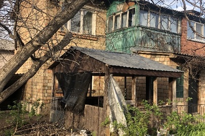 Квартира трикімнатна, загальною площею (кв.м) 74.2, що знаходиться за адресою: Київська обл., Бориспільський р., с. Іванків, вулиця Братуся, будинок 11, квартира 1