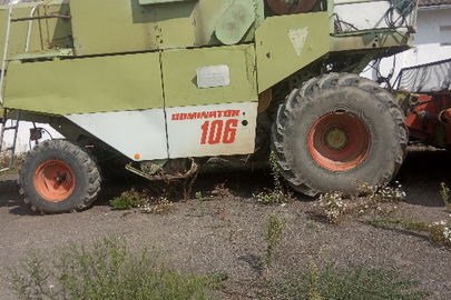 Комбайн зернозбиральний, марки "CLAAS DOMINATOR 106", 1980 року випуску, заводський номер 09004248, державний реєстраційний номер АО03924, зеленого кольору