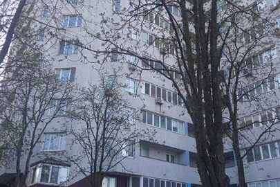 Двокімнатна квартира, загальною площею 70,0 кв.м., житловою площею 31,90 кв.м., за адресою: м.Київ, вул. Гузара Любомира 26, кв.27