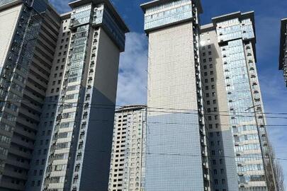 Двокімнатна квартира, загальною площею 84,0 кв.м., житловою площею 42,6 кв.м., за адресою: м.Київ, вул. Дніпровська Набережна 14-А, кв.1903