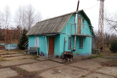 Житлова будівля поста охорони ставків рибогосподарства, загальною площею 58,8 кв. м., за адресою: Хмельницька область, Красилівський район, с. Юхт( бувше село Улянівка), вул. Фрунзе, 1а