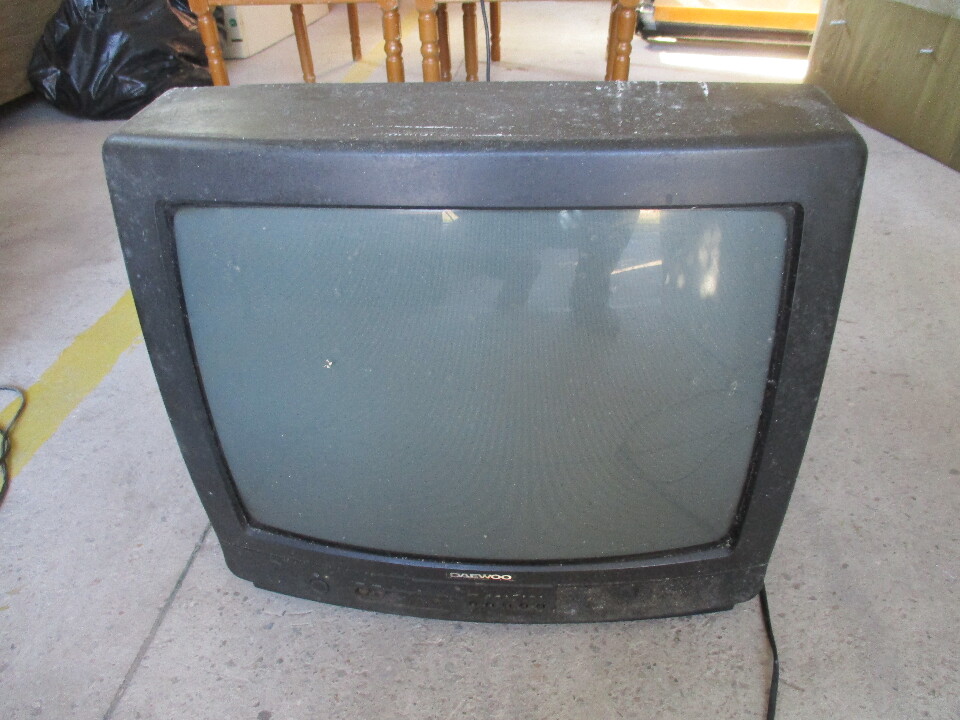 Телевізор  DAEWOO,  модель  KR29VS-MT 