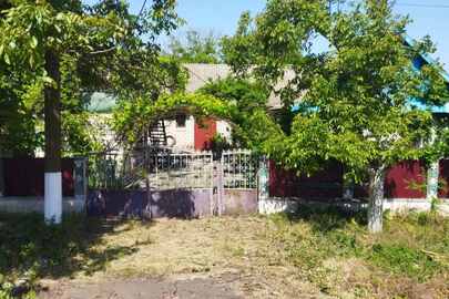 Житловий будинок, загальною площею 50,2 кв.м, за адресою: Одеська обл., Білгород-Дністровський р., с. Курортне, вул. Нова, буд. 100