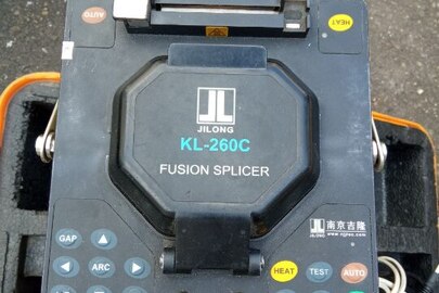 Зварювальний апарат ТМ Jilong KL 260C 1 шт., сколювач оптичного волокна 1 шт., стриппер 1 шт., б/в