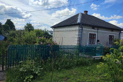 Житловий будинок пл. 82,0 кв.м. та земельна ділянка пл. 0,0705 га., КН:6124655100:02:003:1087, за адресою Тернопільська обл., Тернопільський р., сщ. Підволочиськ, вул. Соборна (Осипова), 10
