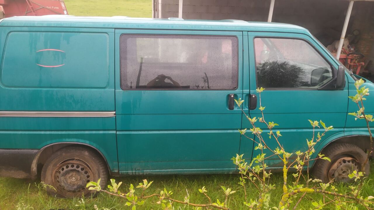 Автомобіль легковий VOLKSWAGEN TRANSPORTER, 2001 р.в, ДНЗ ВК1582ВІ, № кузова: WV1ZZZ70Z2H039478