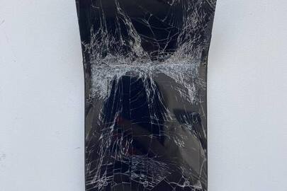 Мобільний телефон "ASUS" модель –TOOJ (A501c6) з пошкодженим екраном, корпусом, сірого кольору, imei1- 357115062712364, imei2- 357115062712372, бувший у використанні