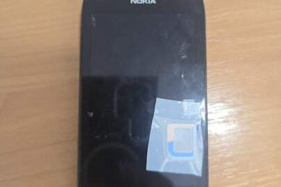 Конфісковане майно за рішенням суду: мобільний телефон «NOKIA» модель невідомо,  IMEI: 359333040999213, чорного кольору та сім карта мобільного оператора «Київстар» бувший у використанні,технічний стан та можливість використання за призначенням невідомі