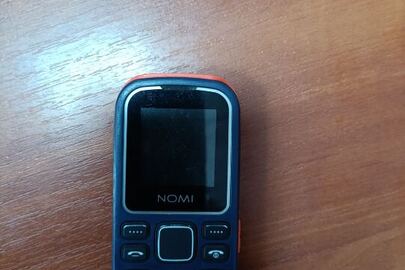 Конфісковане майно за рішенням суду: мобільний телефон марки «Nomi i1441», синього кольору, б/в