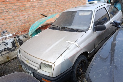 Конфісковане майно за рішенням суду: легковий автомобіль марки "Ford Sierra", VIN: WF0EXXGBBEFJ06503, рік випуску 1985, ДНЗ 498-48ВІ 