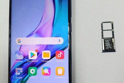 Конфісковане майно за рішенням суду: мобільний телефон марки «Xiaomi Redmi Note 9», синього кольору, б/в