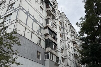 Однокімнатна квартира, загальною площею 33.00 кв.м., за адресою: м. Запоріжжя, бульв. Будівельників, буд. 21, кв. 123