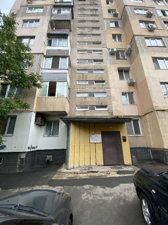 ІПОТЕКА. Трикімнатна квартира № 28, загальною площею 63.7 кв.м., за адресою: м. Одеса, вул. Головківська, буд. 2