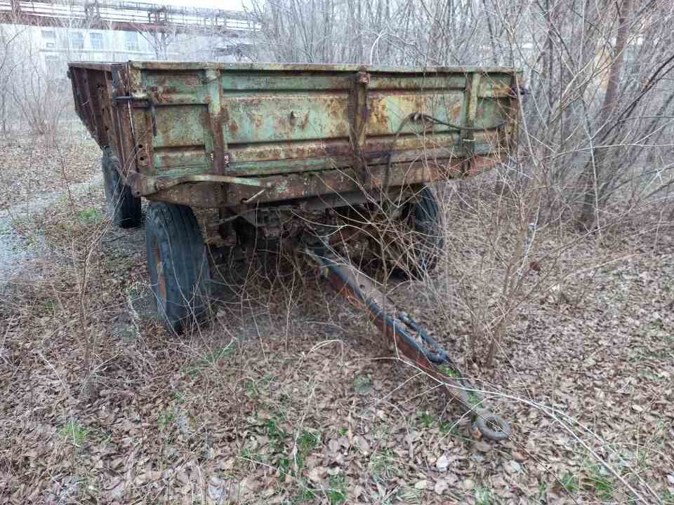 Причіп: 2 ПТС-4, 1979 р. в., колір зелений, ДНЗ:ВЖ 5787, номер шасі: 135634