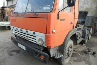 Вантажний автомобіль: КАМАЗ 5410, (сідловий тягач), 1987 р. в., колір червоний, ДНЗ: ВВ0284СІ, VIN: 54100162975