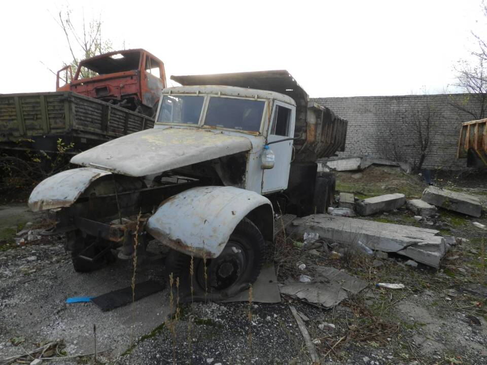 Вантажний автомобіль: КРАЗ 256 Б1, (самоскид), 1992 р. в., колір білий,  ДНЗ: 1396АЕН,VIN: 0738571