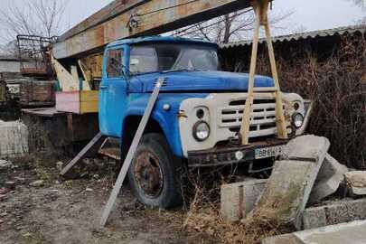 Вантажний автомобіль: ЗІЛ 130, (автопідйомник спеціальний), 1980 р. в., колір синій, ДНЗ: ВВ8569АІ, номер шасі: 1744283