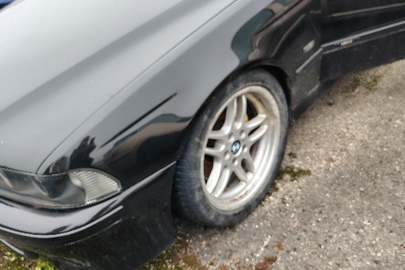 Колісний транспортний засіб  BMW 540 , рік випуску - 1996, реєстраційний номер АЕ7079ХС, ідентифікаційний номер (VIN) - WBADE61010BU80989, колір - чорний.