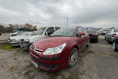 Транспортний засіб автомобіль марка CITROEN, модель C4, 2007 року випуску, тип транспортного засобу: легковий, колір червоний, номер кузова: VF7LC9HZC74732781, номер державної реєстрації: KA7511BE