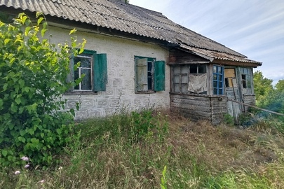 Житловий будинок загальною площею 39.3 кв.м., за адресою: Кіровоградська область, Олександрійський (кол. Світловодський) р-н, с. Велика Андрусівка, вул. Миру (кол. Пушкіна), буд. 24