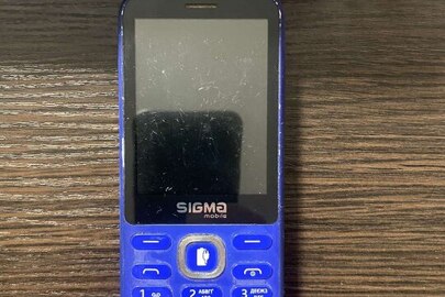 Мобільний телефон синього кольору Sigma mobile з акумуляторною батареєю X-style 31 Power, б/в