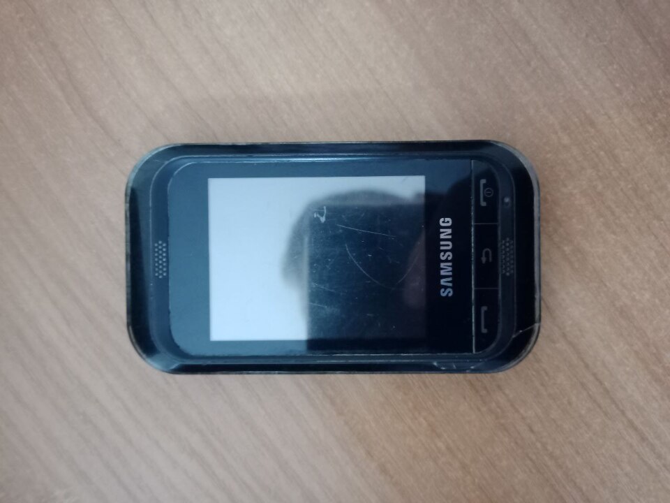 Мобільний телефон Samsung GT-C3300K, мобільний телефон Samsung SGH-В220 та 2 SIM-карти, б/в