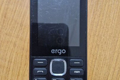 Конфісковане майно за рішенням суду: мобільний телефон "ERGO", б/в, без акумуляторної батареї.