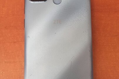 Конфісковане майно за рішенням суду: мобільний телефон «ZTE» IMEI 1: 861167060238396/01, IMEI 2: 861167060250391/01 з CIM-картою з абонентським номером +380955181969, б/в