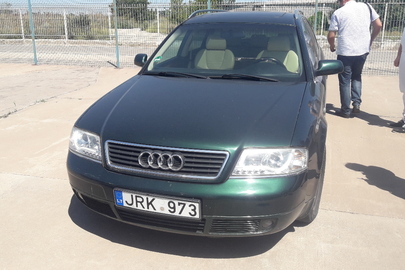 Легковий автомобіль: AUDI A6, зеленого кольору, 2000 р.в., ДНЗ: JRK973, VIN: WAUZZZ4BZ1N052527 