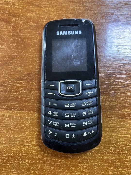 Мобільний телефон торгової марки «Samsung»з серійним номером ІМЕІ :35977904706297/7