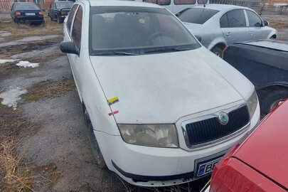 Колісний транспортний засіб Skoda Fabia (легковий седан), 2002 року випуску, реєстраційний номер ВЕ1263СН., колір білий, кузов № ТMBDB16Y233710633
