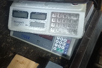 Ваги електричні "Wimpex" та "TIGER 15", б/в, в кількості 2 шт.