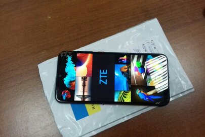 Мобільний телефон "ZTE"