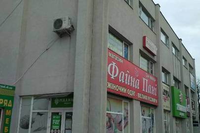 Майнові права на вбудовано-прибудоване торгово-офісне приміщення, загальною площею 101,36 кв.м., що знаходиться за адресою: м. Черкаси, бул. Шевченка, буд. 352