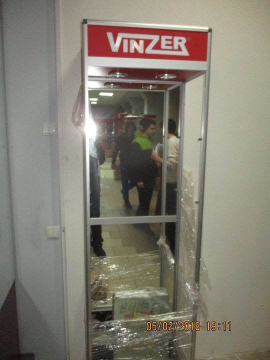 Стілаж для торгівлі 