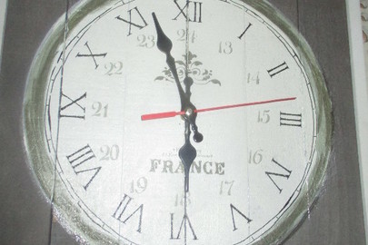 Настінний годинник "France", сірого кольору