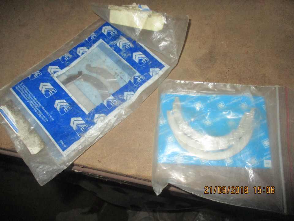 Напів місяць, 2 комплекта по 4 шт.