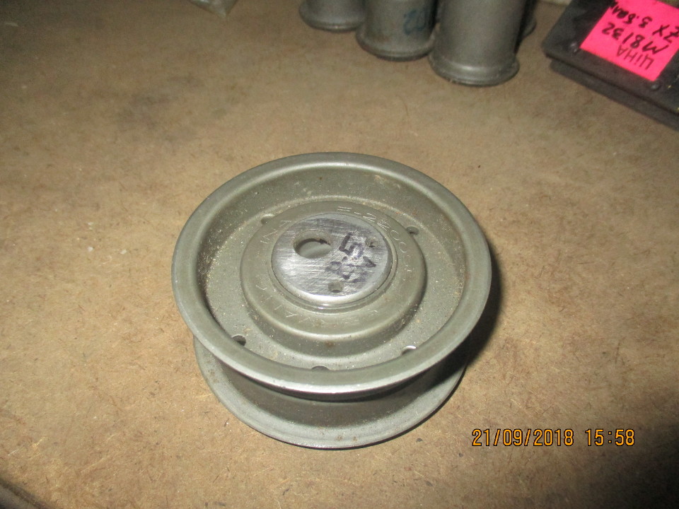 Ролик натяжний, в кількості 1 шт.