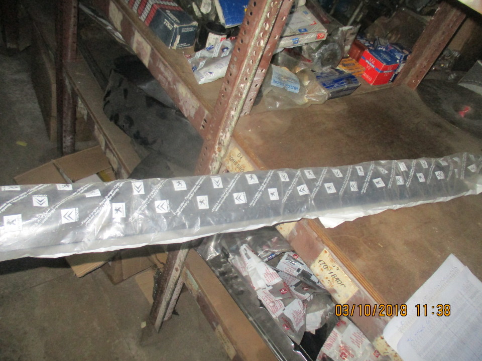 Молдинг дверей передній Лівий 2D11-008-1, в кількості 1 шт.