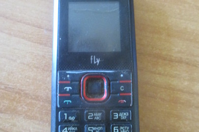 Мобільний телефон "Fly 4701", чорного кольору, б/в
