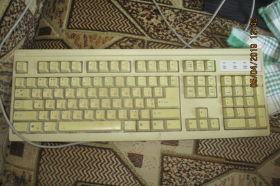 Клавіатура дротова MITSUMI KFK-EA4SA, білого кольору, б/в