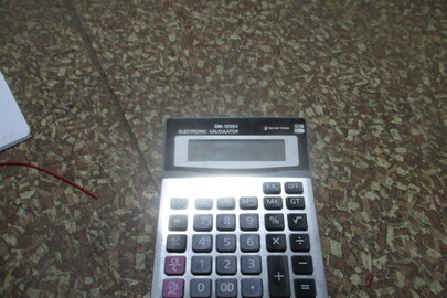 Калькулятор Electroniс, модель DM-1200V, блакитного кольору, б/в
