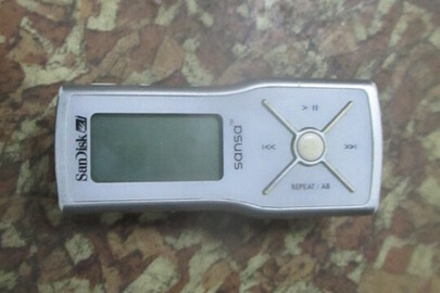 MP3 плеєр, модель m240, сірого кольору, б/в