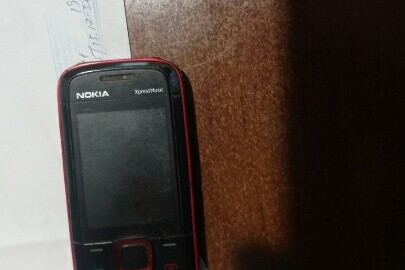 Мобільний телефон "Nokia-5130c-2"