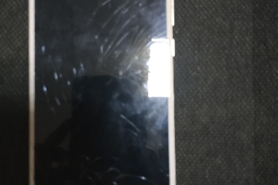 Мобільний телефон марки "XIAOMI" model та imei невідомі, б/в