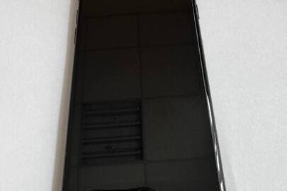 Конфісковане майно за рішенням суду: мобільний телефон марки Iphone б/в, модель та imei не встановлено