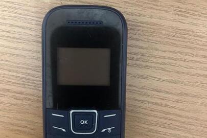 Конфісковане майно: мобільний телефон марки Nomi, IMEI: 351851111742053, 351851111742061, б/в